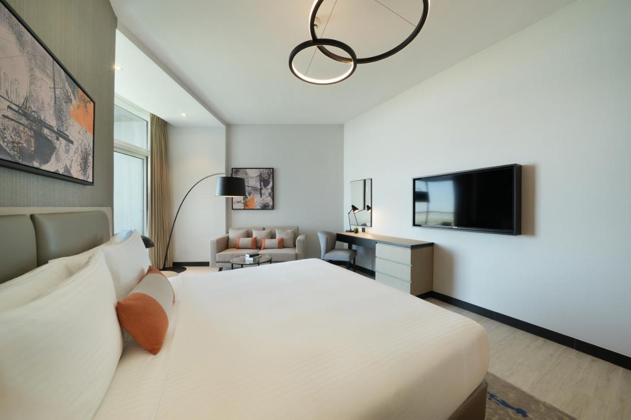 Damac Hills 2 Hotel, An Edge By Rotana Hotel Дубай Экстерьер фото