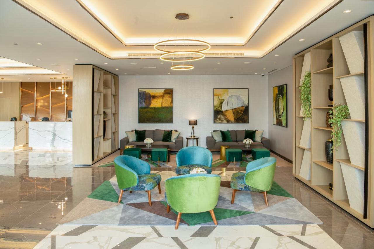 Damac Hills 2 Hotel, An Edge By Rotana Hotel Дубай Экстерьер фото